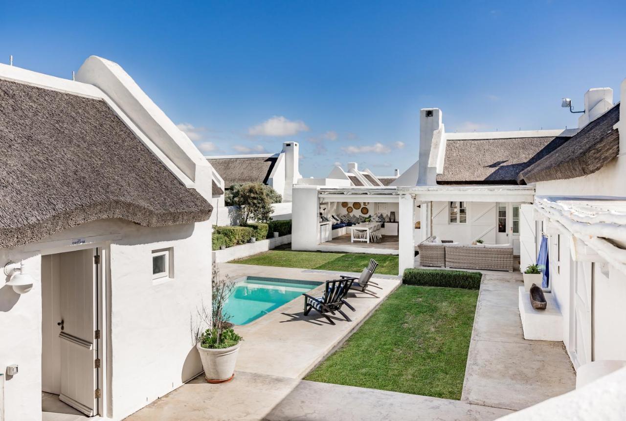 Bliss On The Bay Villa Struisbaai Bagian luar foto