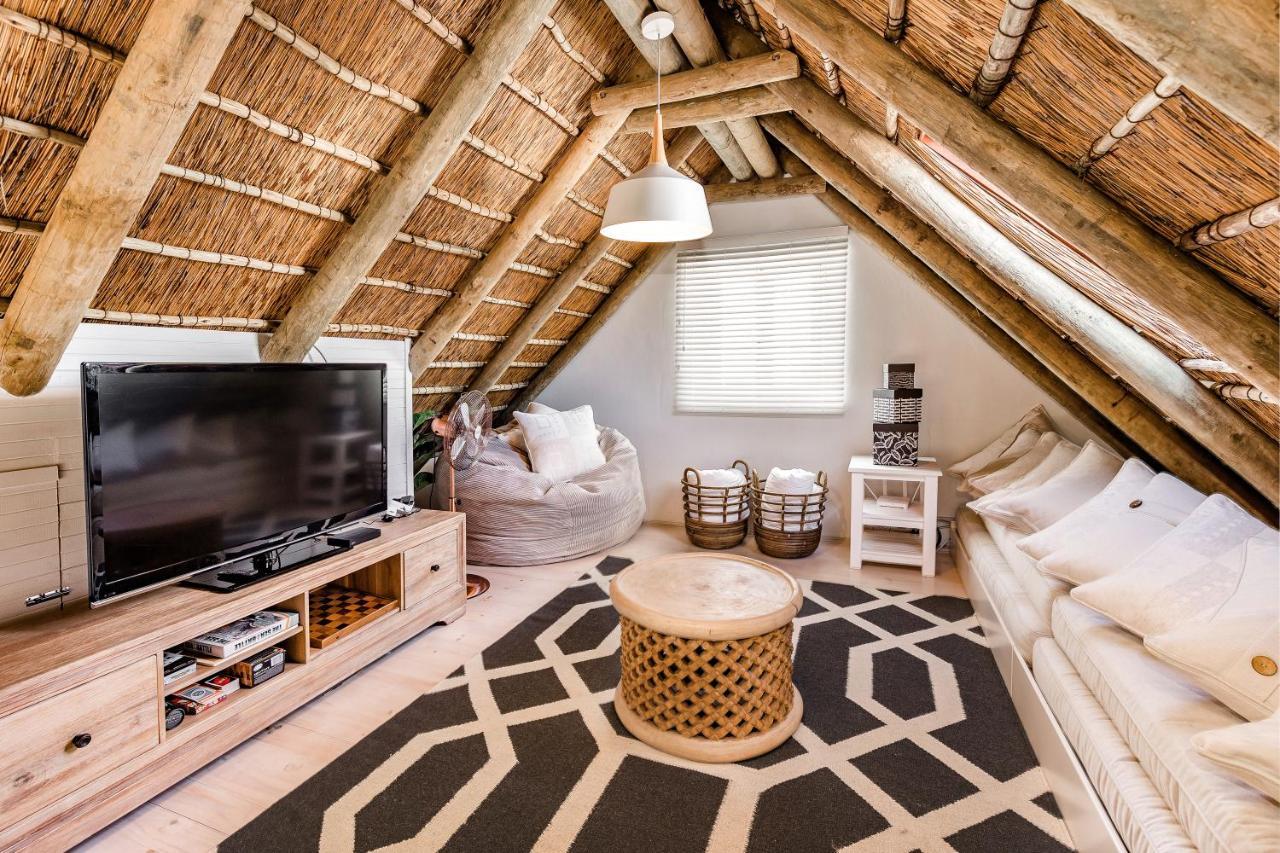 Bliss On The Bay Villa Struisbaai Bagian luar foto