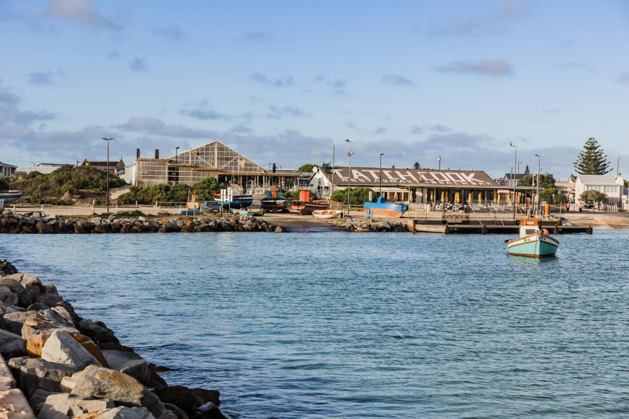 Bliss On The Bay Villa Struisbaai Bagian luar foto