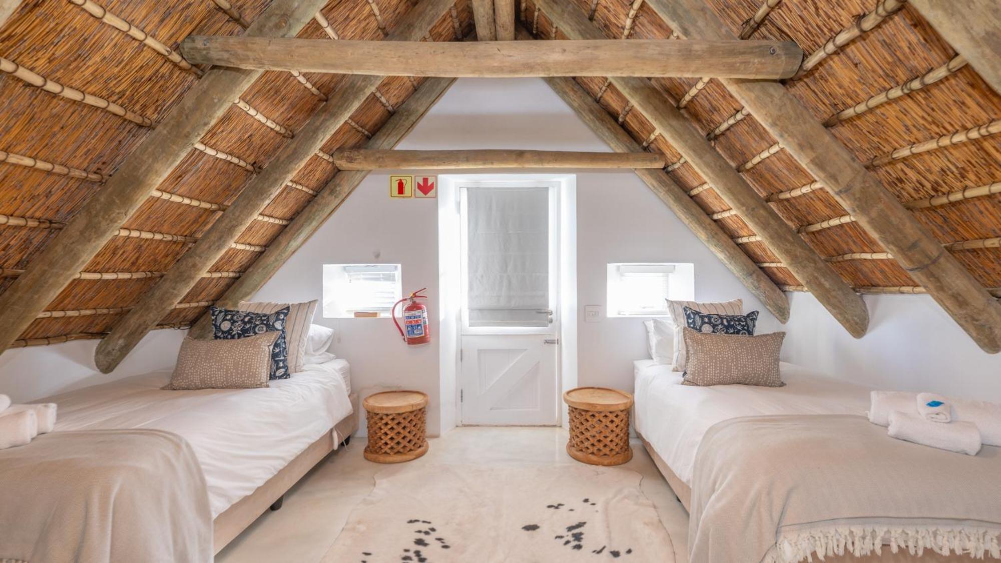 Bliss On The Bay Villa Struisbaai Bagian luar foto