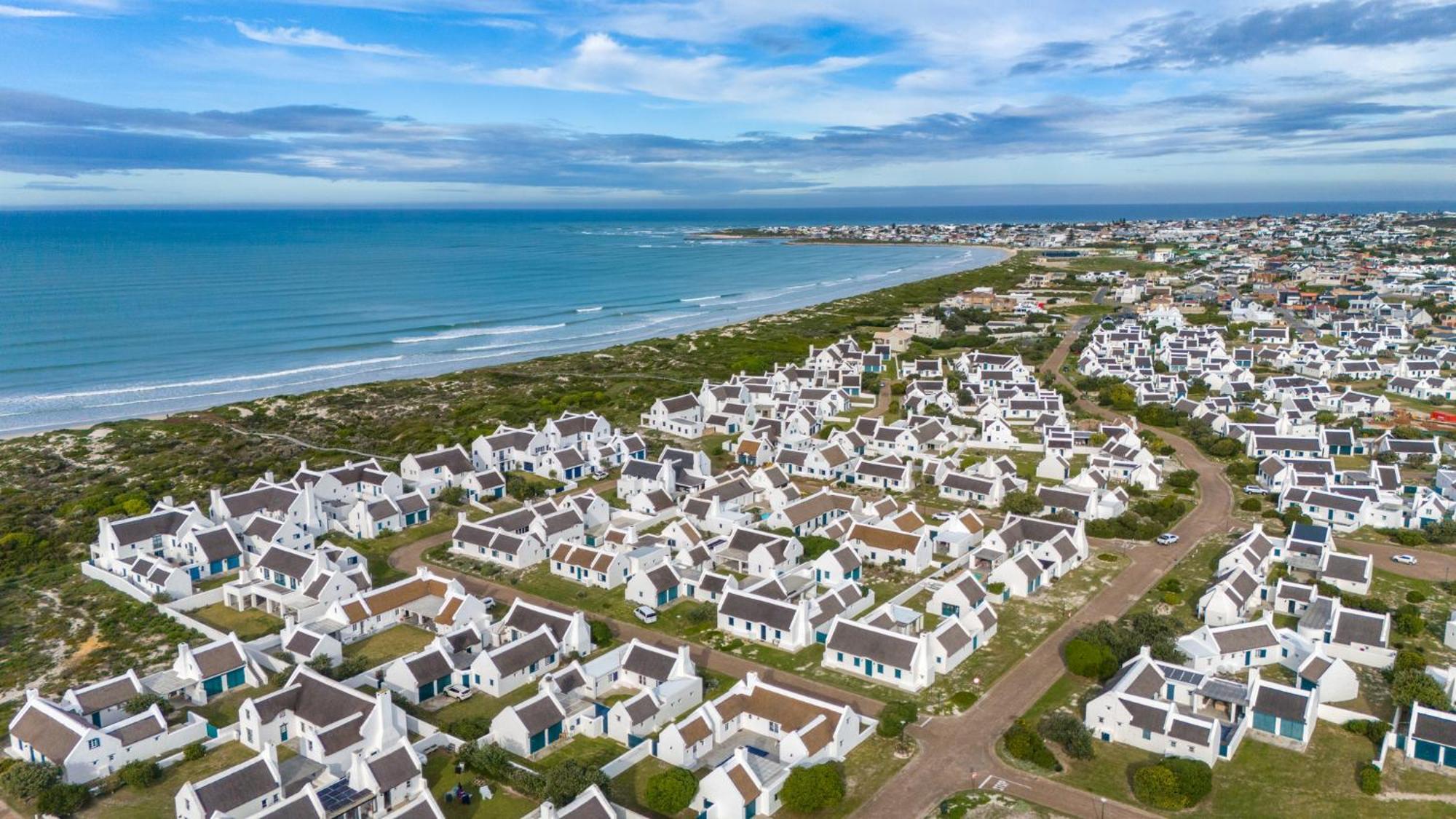 Bliss On The Bay Villa Struisbaai Bagian luar foto