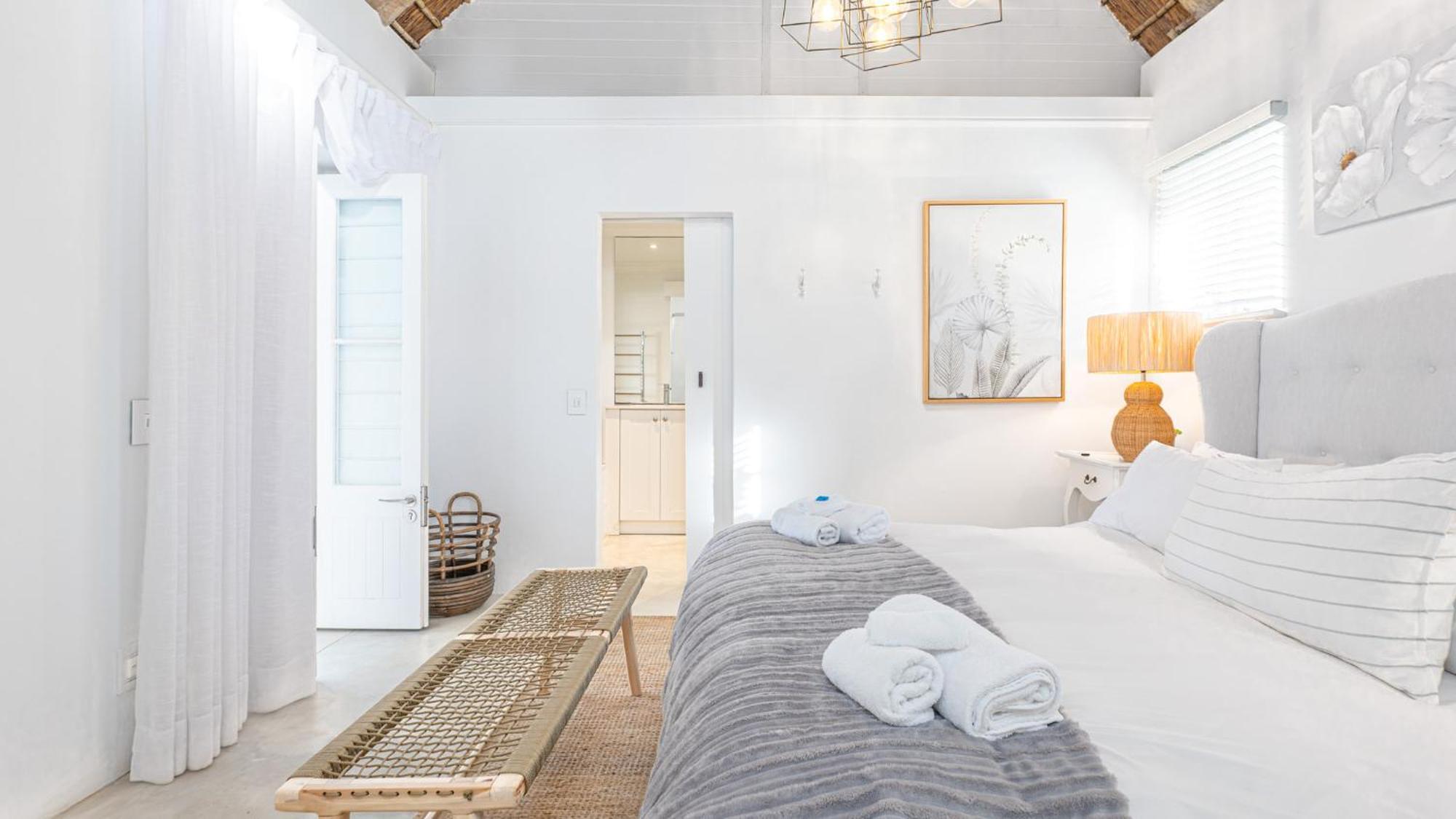 Bliss On The Bay Villa Struisbaai Bagian luar foto